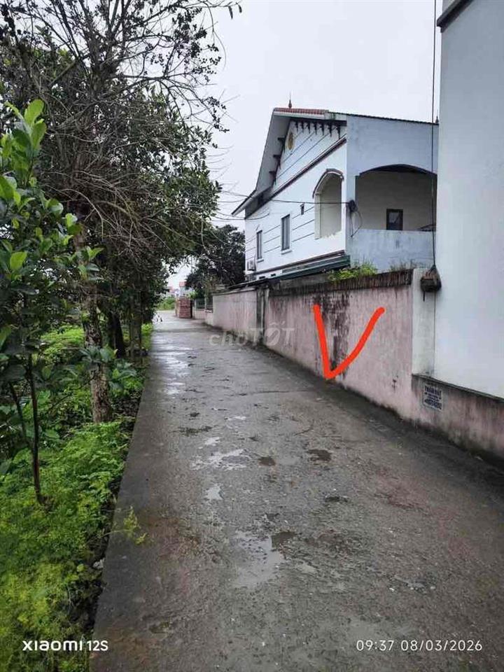 nhà e có lô đất cần bán gấp