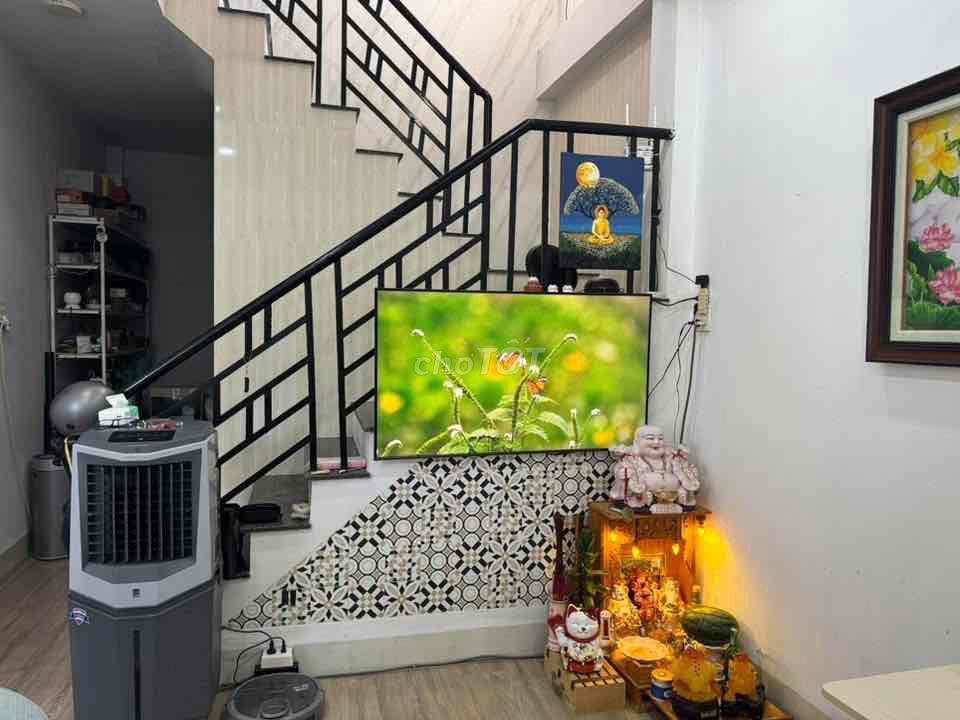 Chuyển nhà mới cần bán nhà hẻm đường 1/5