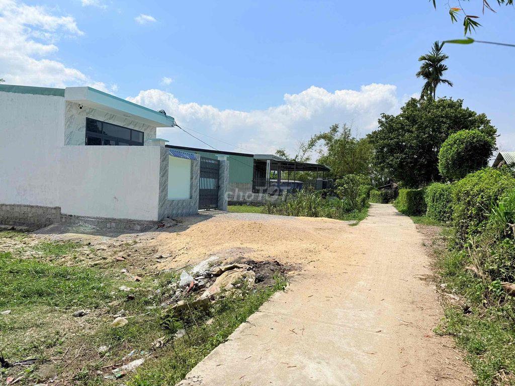 cần bán lô đất chính chủ