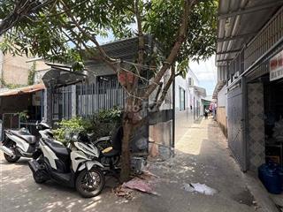 Nhà ở va 2 căn trọ giá cưc mềm cần bán gấp