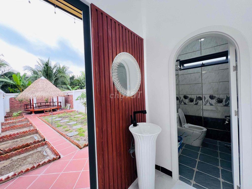 Bán nhà sân vườn Trung An, sân đậu oto giá bao yêu thương