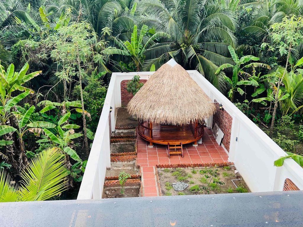 Bán nhà sân vườn Trung An, sân đậu oto giá bao yêu thương
