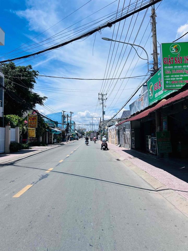 Đât p5 đường rộng kinh doanh giá chưa toi 20tr/m2
