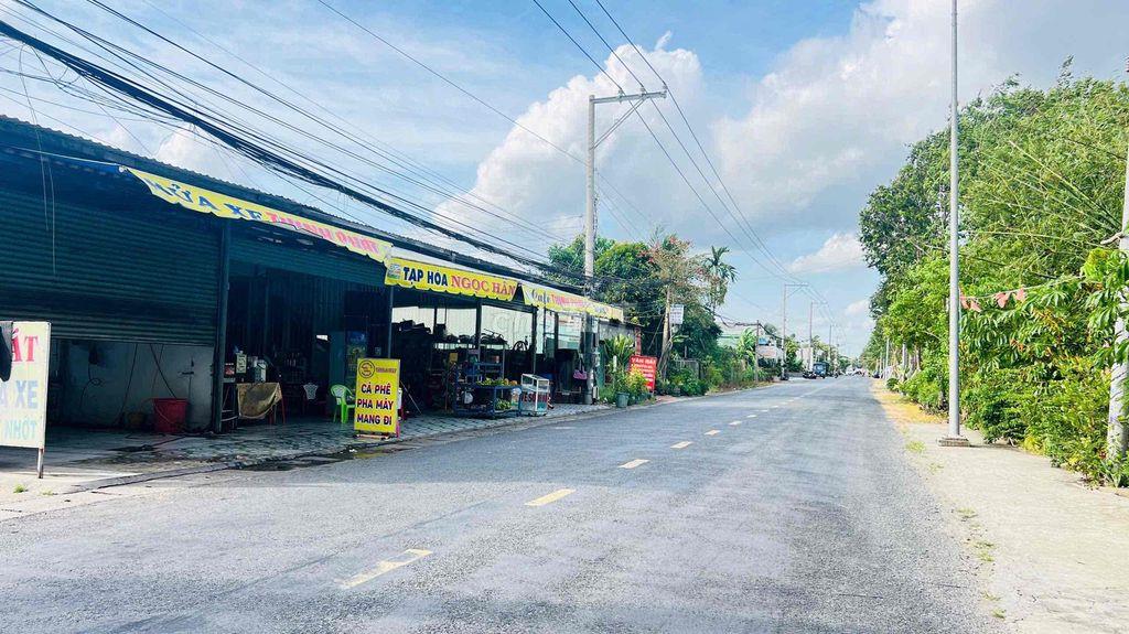 Đất rộng đường 16c kế bên chợ Mỹ Phong vào trung tâm 10p