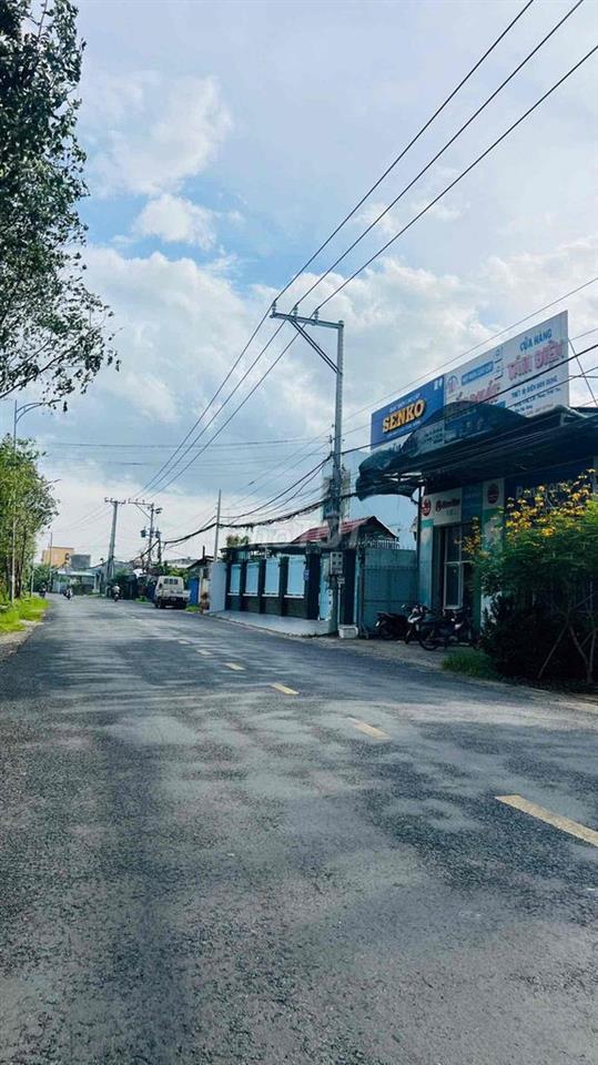 Đất rộng đường 16c kế bên chợ Mỹ Phong vào trung tâm 10p