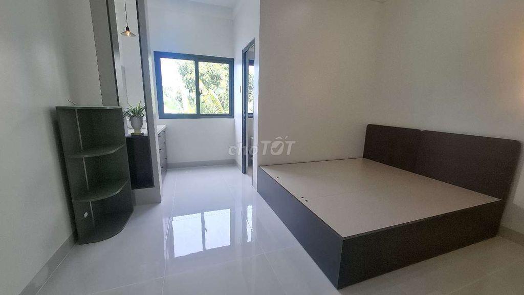 Nhà lầu mới đẹp, phong cách cá tính, 3 phòng ngủ phường Trung an