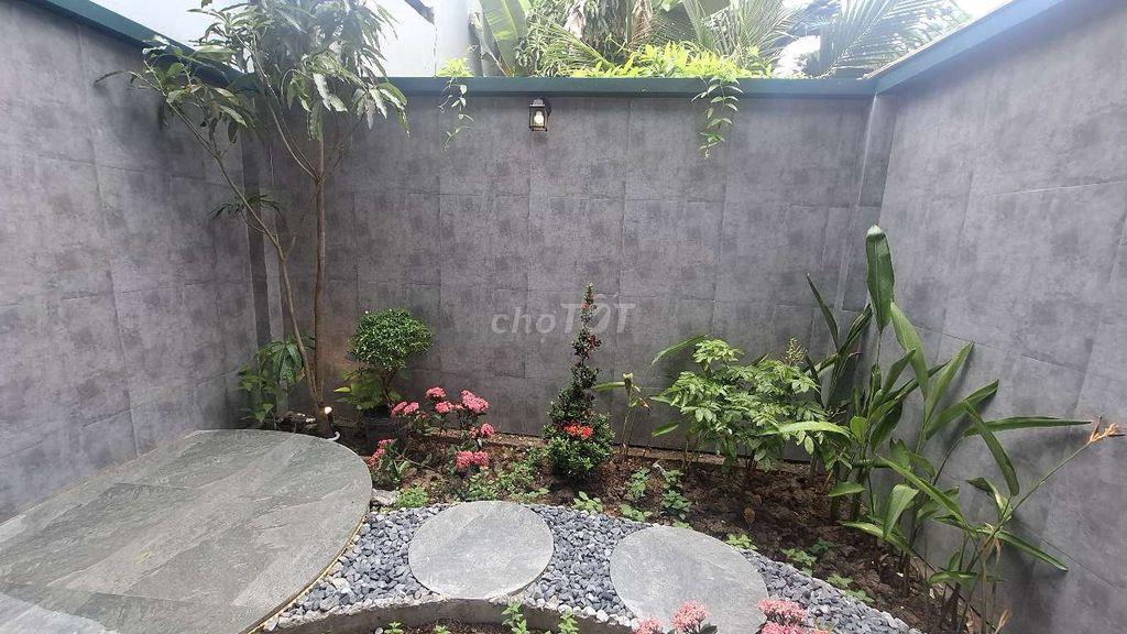 Nhà lầu mới đẹp, phong cách cá tính, 3 phòng ngủ phường Trung an