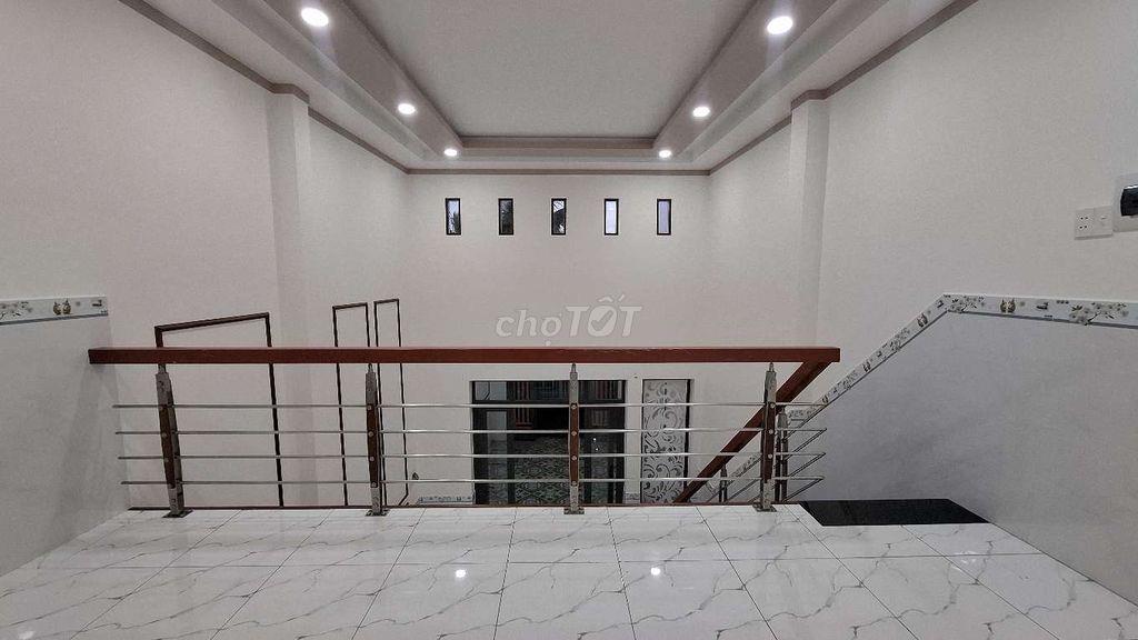Nhà diện tích lớn, 3 phòng ngủ gần chợ trung An Mỹ Tho 