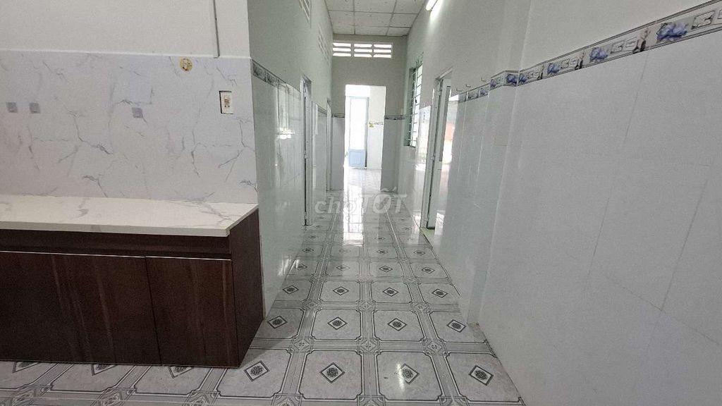 Nhà 3 phòng ngủ giá rẻ ngay khu cá koi 10 Hiếu,gần chợ Trung An Mỹ Tho