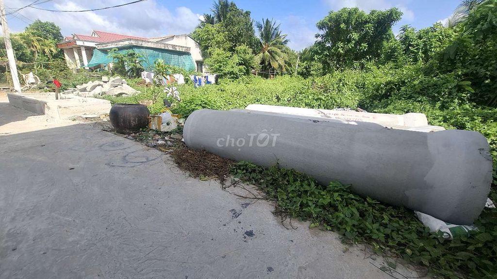 Chủ ở Sài Gòn bán nền đất giá rẻ đường đang làm ở phường 10 TP Mỹ Tho 