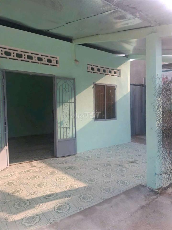 Bán nhà khu công nghiệp Tân Hương
