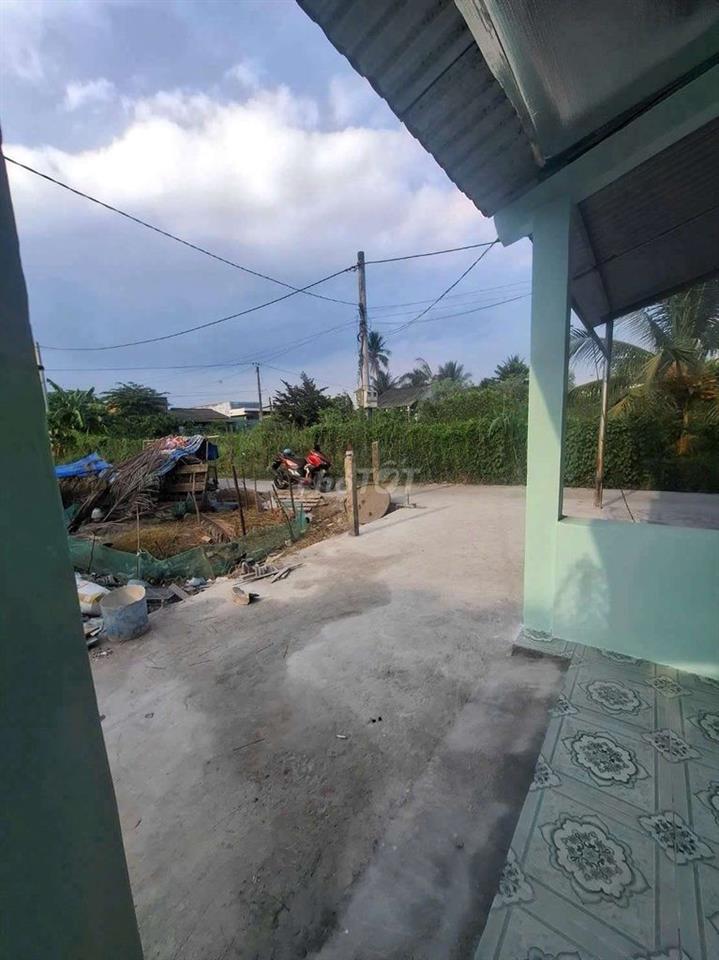 Bán nhà khu công nghiệp Tân Hương