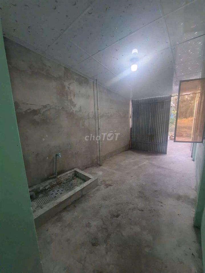 Bán nhà khu công nghiệp Tân Hương