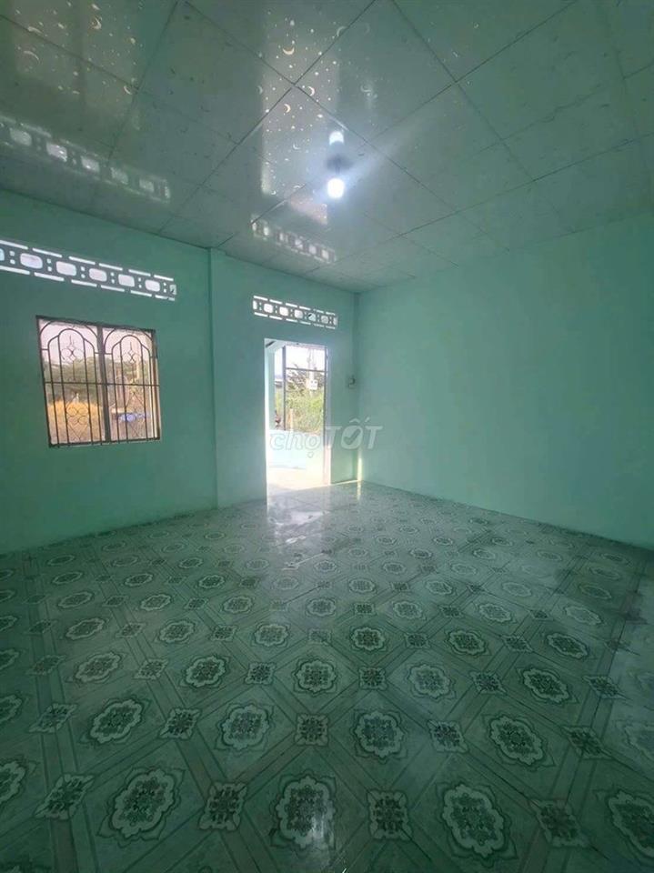 Bán nhà khu công nghiệp Tân Hương