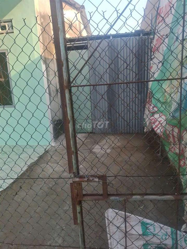 Bán nhà khu công nghiệp Tân Hương