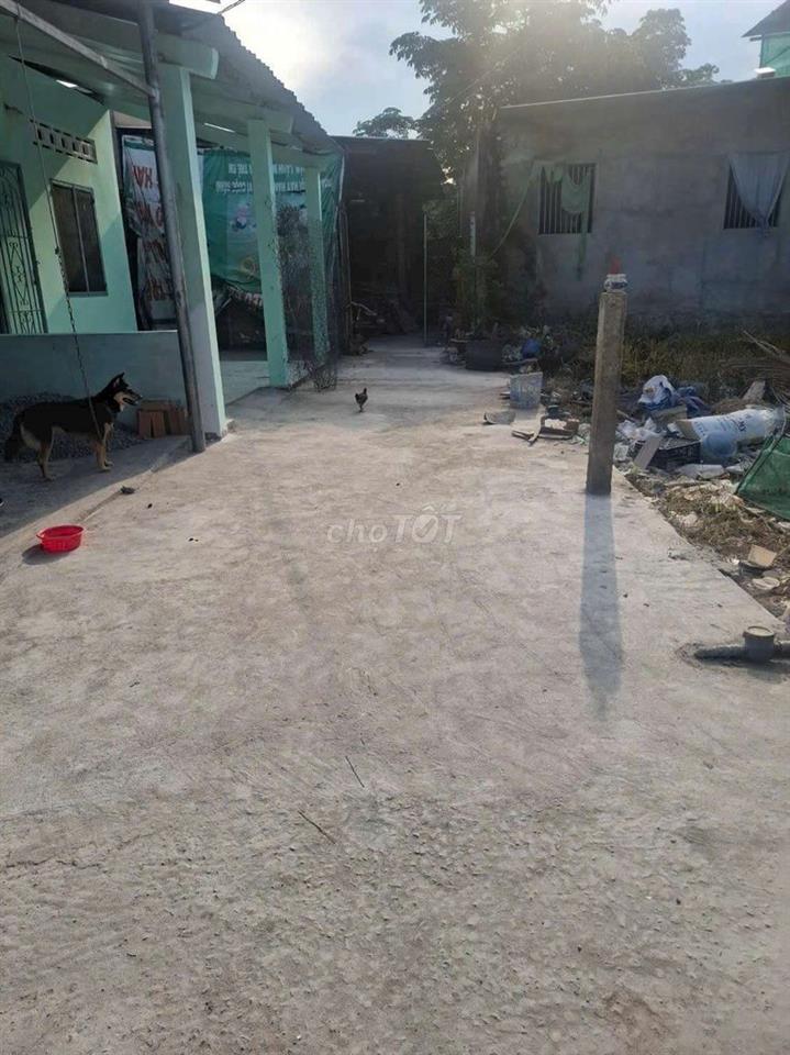 Bán nhà khu công nghiệp Tân Hương