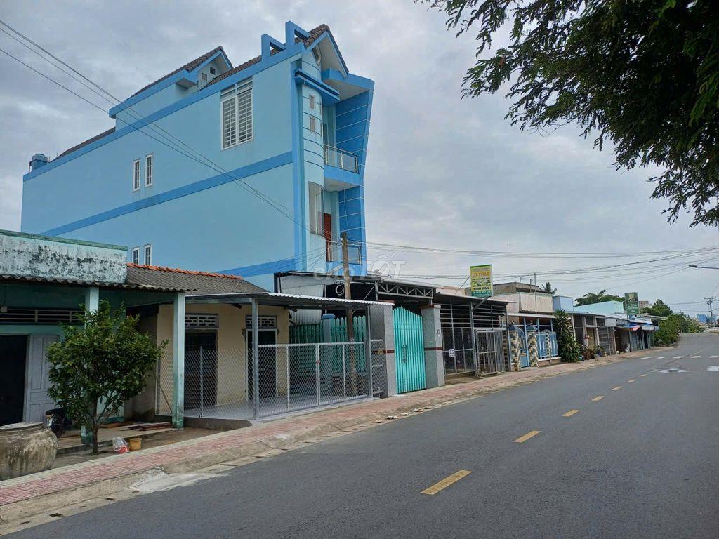 Nhà trọ cầu Cháy, Mặt bằng kinh doanh được, tiện ích xung quanh đầy đủ