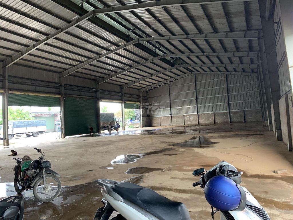Kho QL 50 Mặt tiền 45m. Diện tích kho 1.500m2