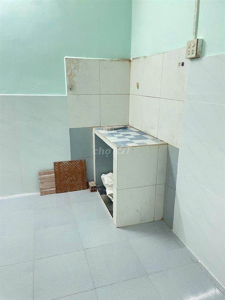 Nguyên căn 70m2, mặt tiền đường 6m