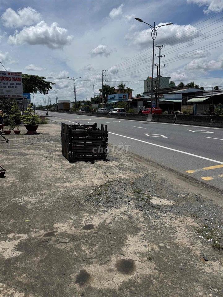 Bán kho và nhà vị trí siêu đẹp làm kho xưởng kinh doanh