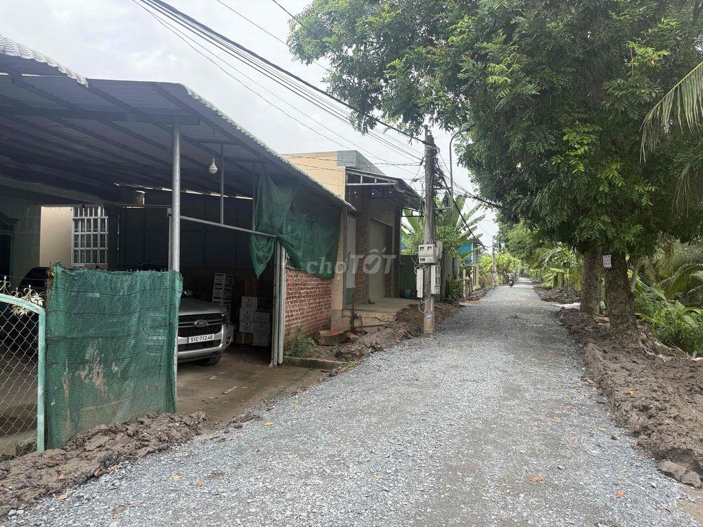 Cần Chuyển Nơi Ở Bán Đất