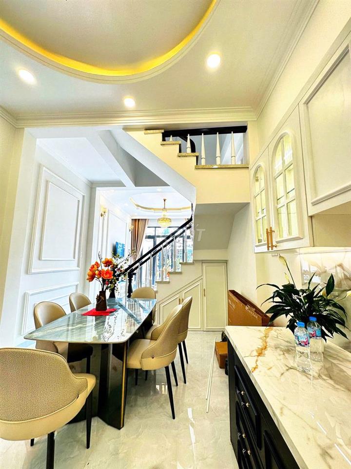 Bán Nhà Phố Tân Cổ Điển 72m² MT Đường Nhựa – Giá 2,59 Tỷ