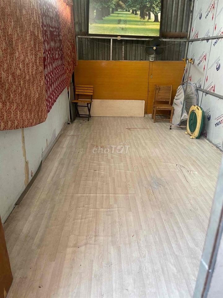 Phòng trọ ngay mặt tiền C3 phạm hùng như hình