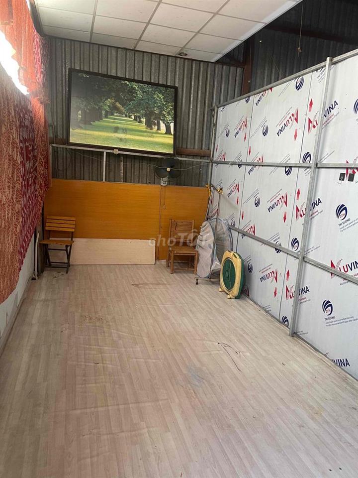 Phòng trọ ngay mặt tiền C3 phạm hùng như hình