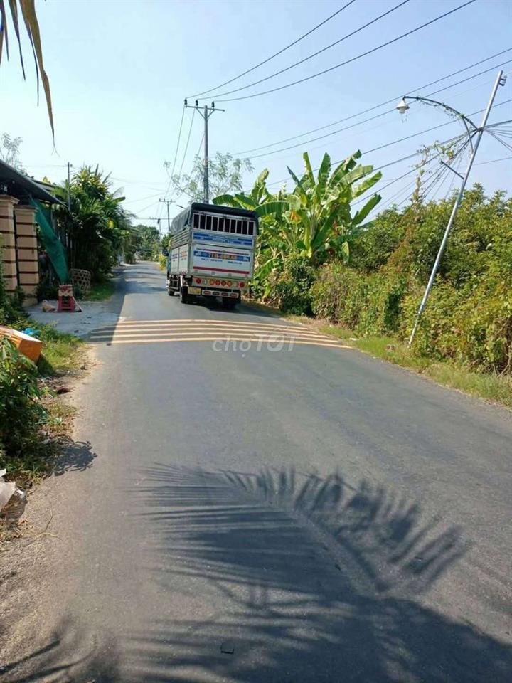 Đất mặt tiền đường Ngô Văn Tý.  xã long an