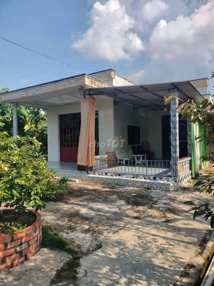 Cần bán nhà và đất vườn sầu riêng hơn 7 năm tuổi ở  xã tân thanh