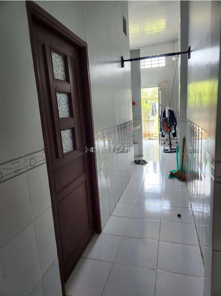 NHÀ CẤP 4,MẶT TIỀN ĐƯỜNG LƯU HỮU PHƯỚC
