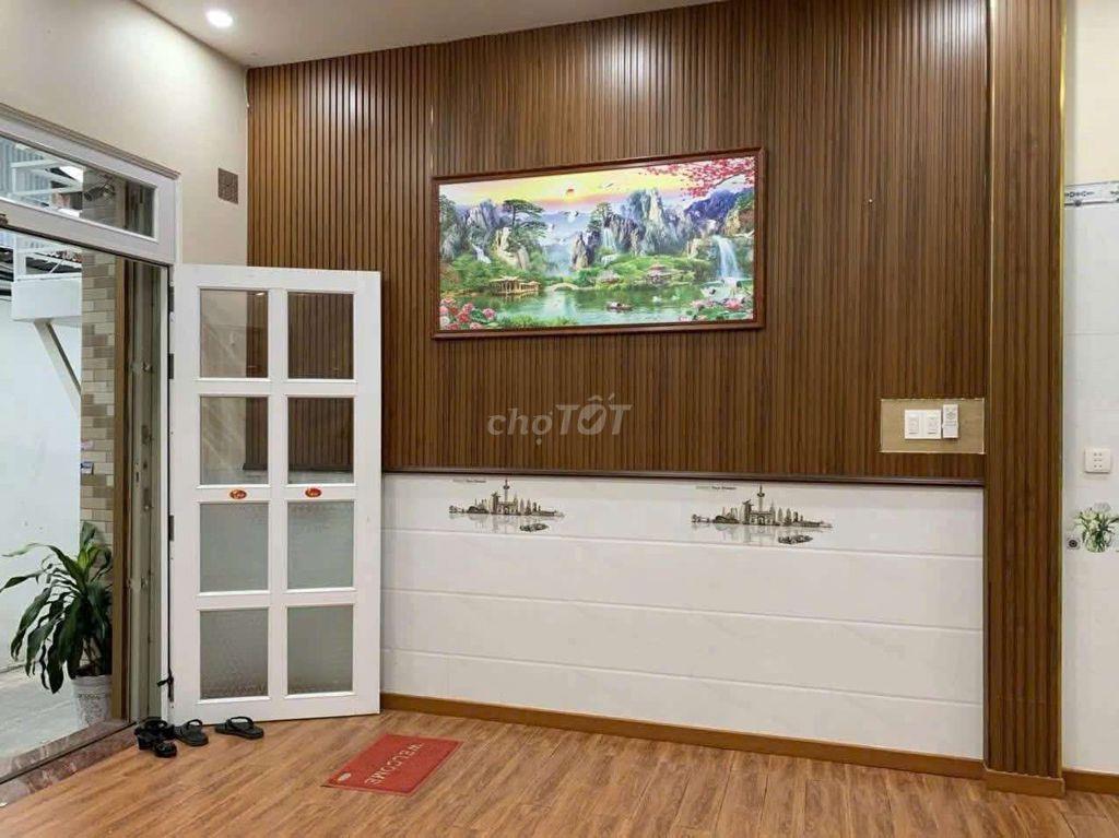 Nhà đẹp tìm chủ mới
