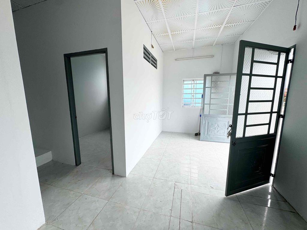 Bán nhà cấp 4 lộ ô tô lớn ,view sông thoáng mát
