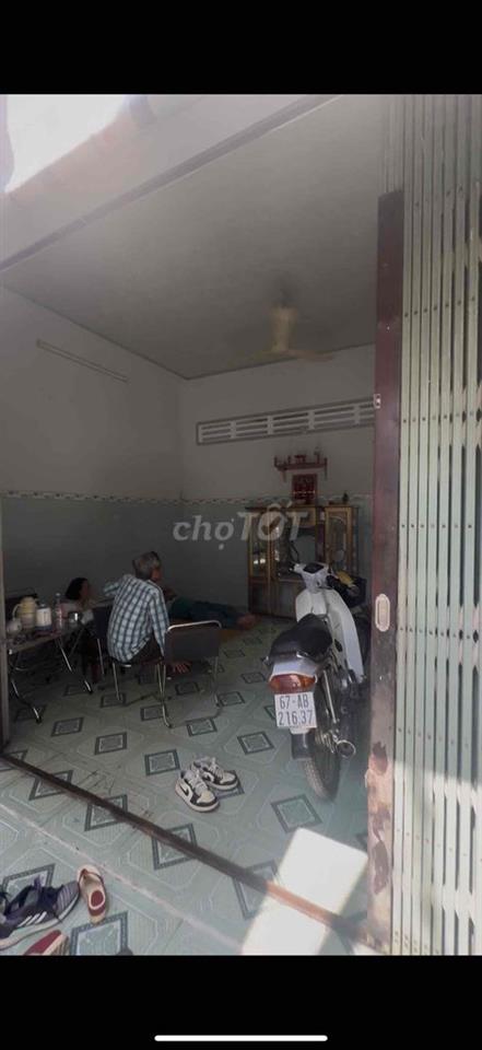 KẸT TIỀN HẠ GIÁ GẤP 200 Triệu
