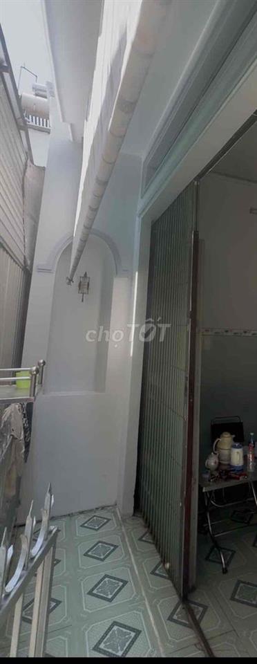 KẸT TIỀN HẠ GIÁ GẤP 200 Triệu