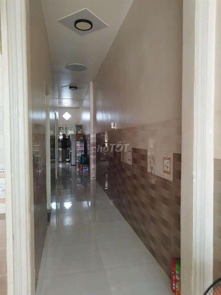 cần bán nhà cấp 4 