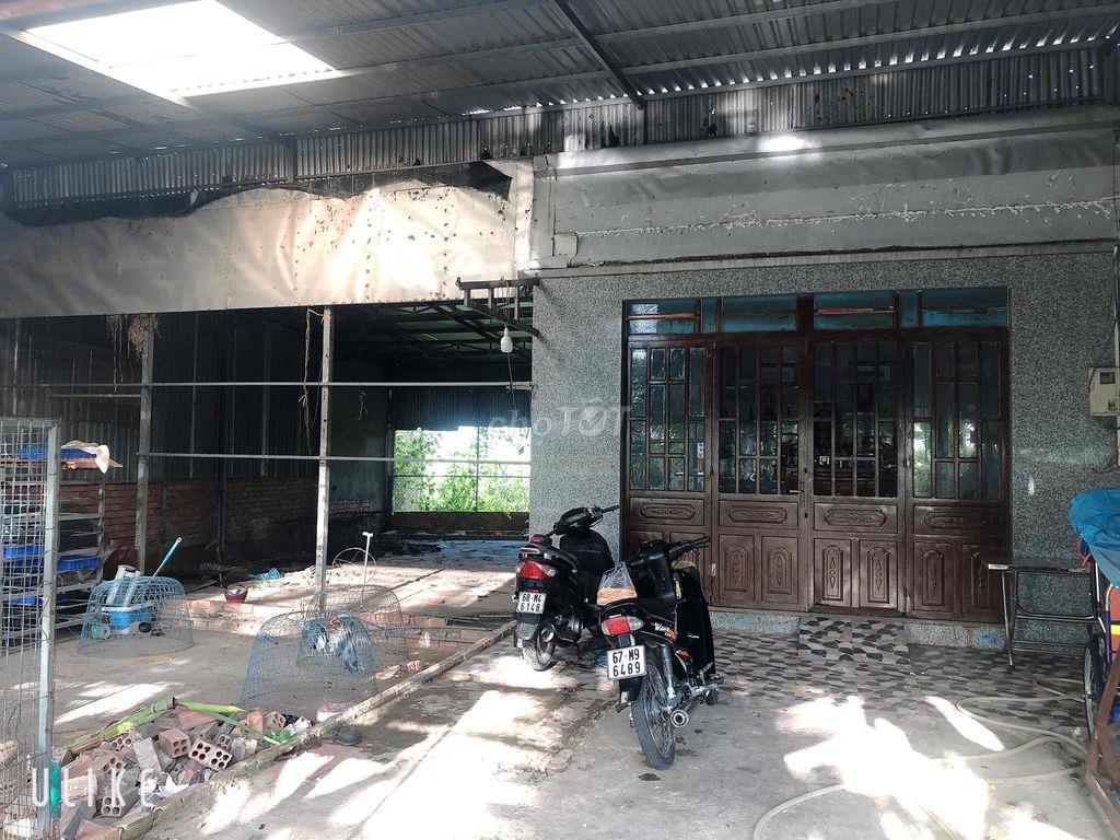 cần bán nhà đất 225m2
