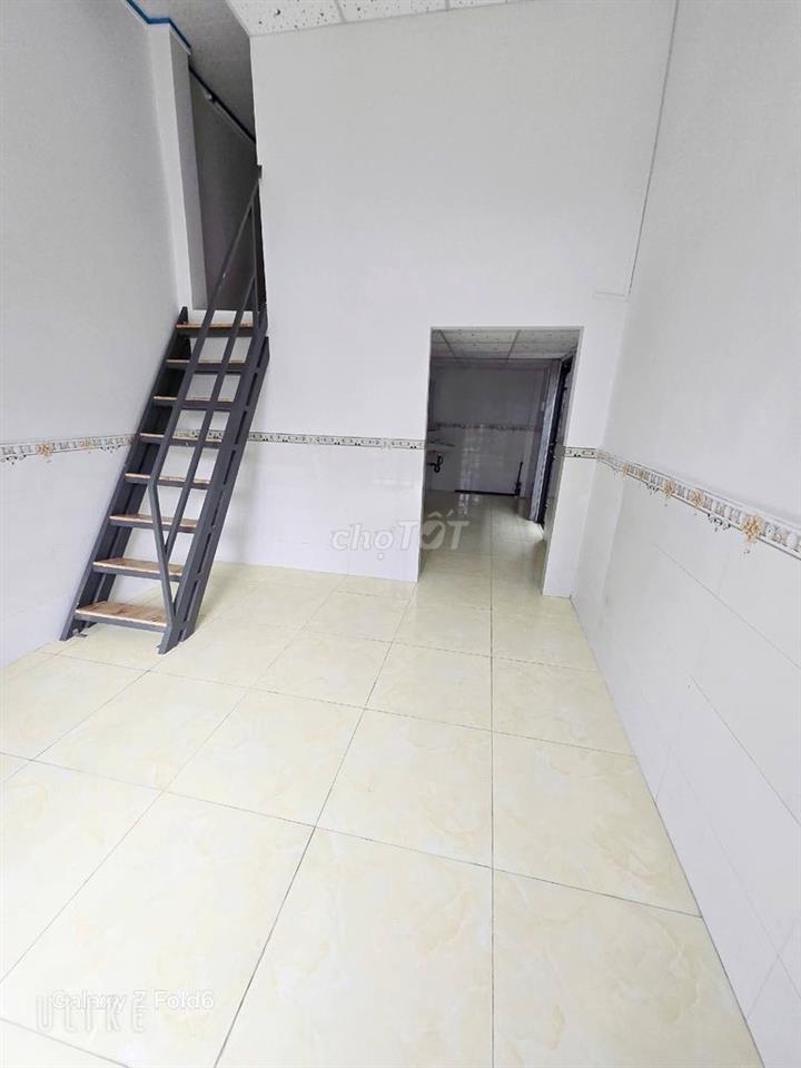 NHÀ TRUNG TÂM LX GIÁ RẺ