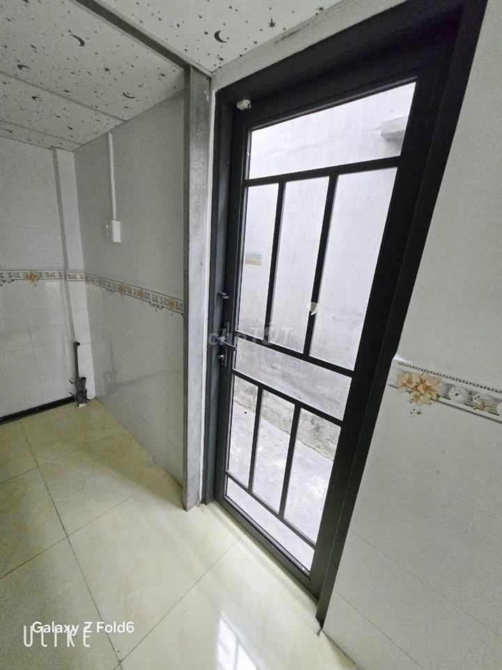 NHÀ TRUNG TÂM LX GIÁ RẺ