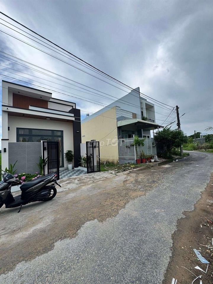 Bán Nhà Đẹp Mỹ Quý