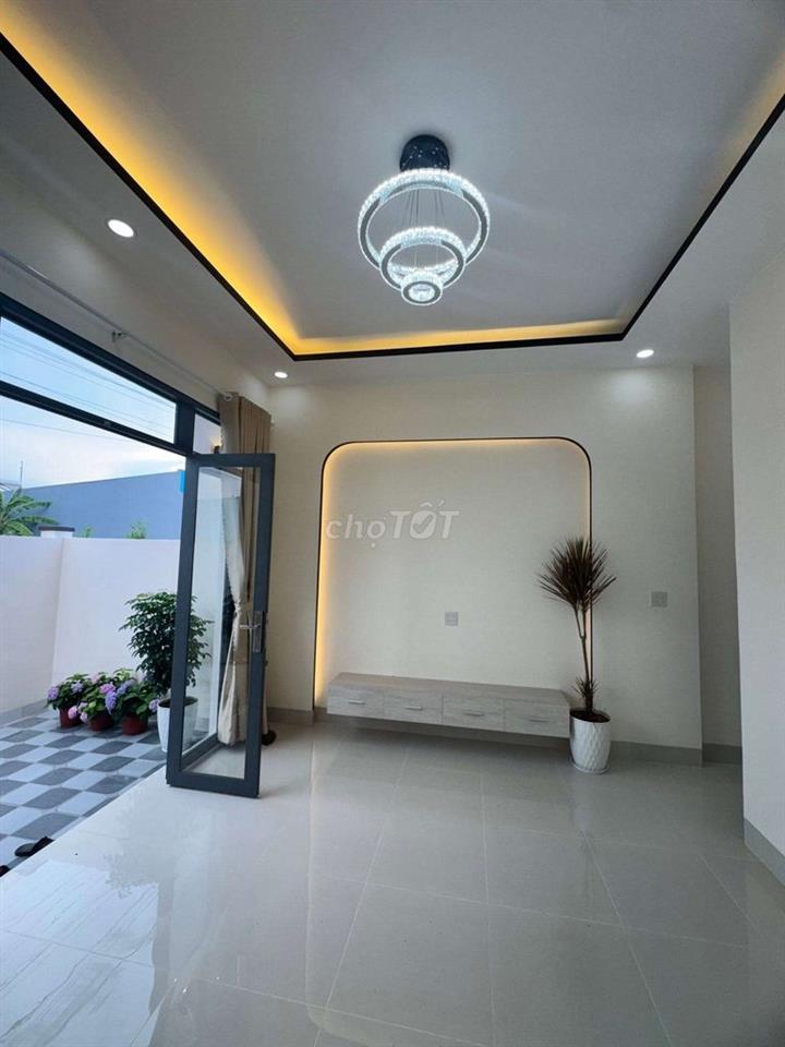 Bán Nhà Đẹp Mỹ Quý