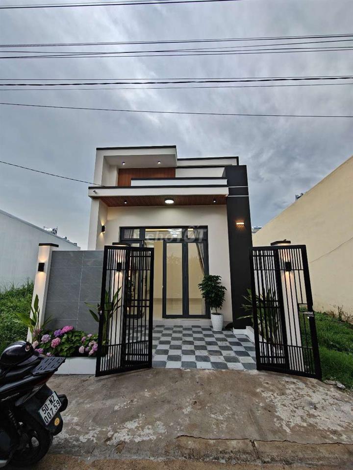 Bán Nhà Đẹp Mỹ Quý