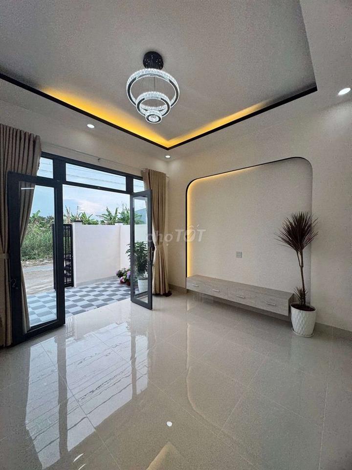 Bán Nhà Đẹp Mỹ Quý