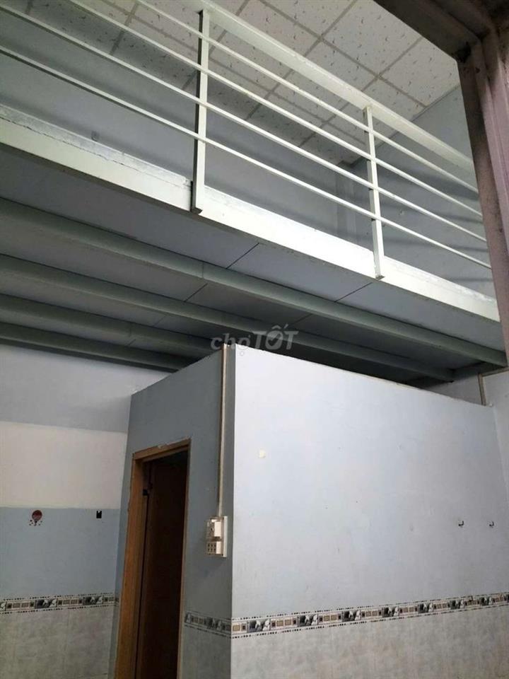 Phòng trọ có gác lửng - khu Sao Mai Bình Khánh 