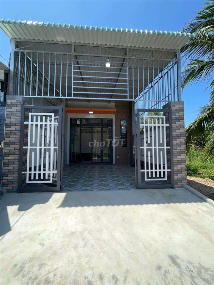 nhà mới hoàn thiện 