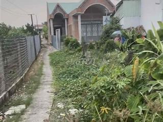 Địa điểm này ngày trước là thiên đường Thanh Long xung quanh bao bọc t
