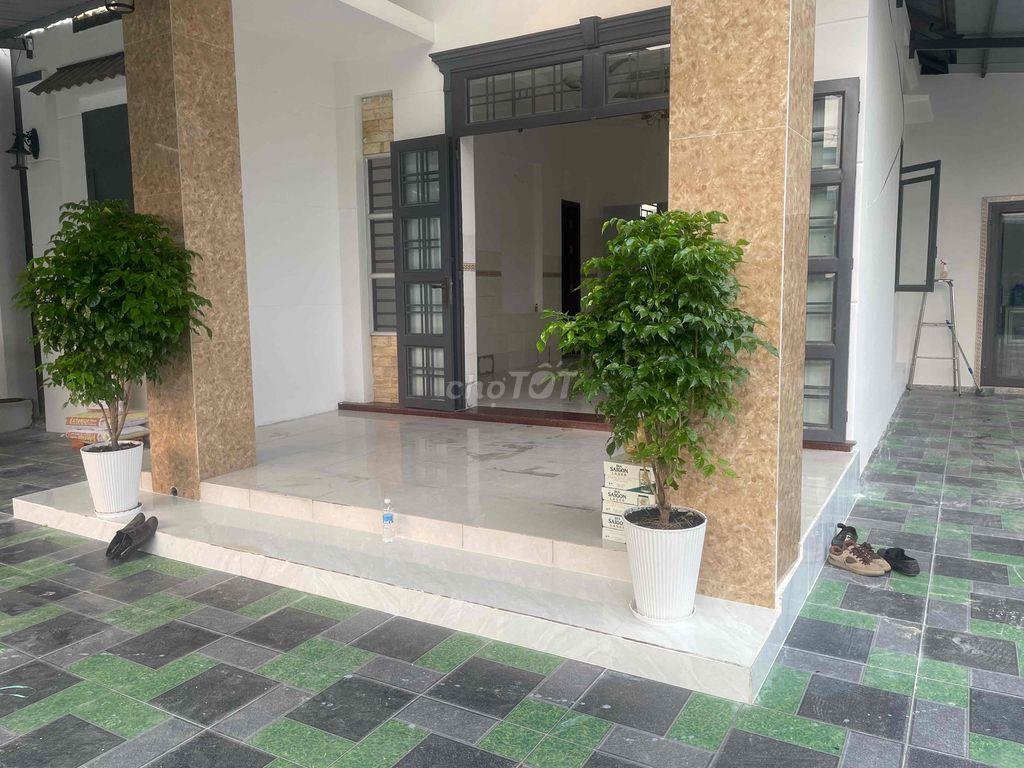 cần bán gấp nhà chính chủ