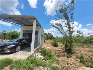 Nhà đẹp, giá rẻ công nhân. 240m2 gần KCN. 790tr TL 