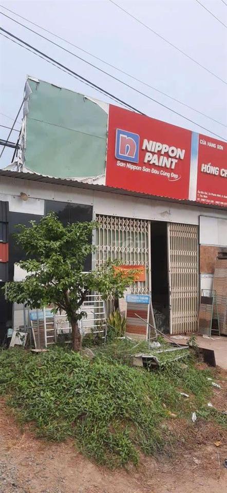 Mặt bằng kinh doanh rộng
