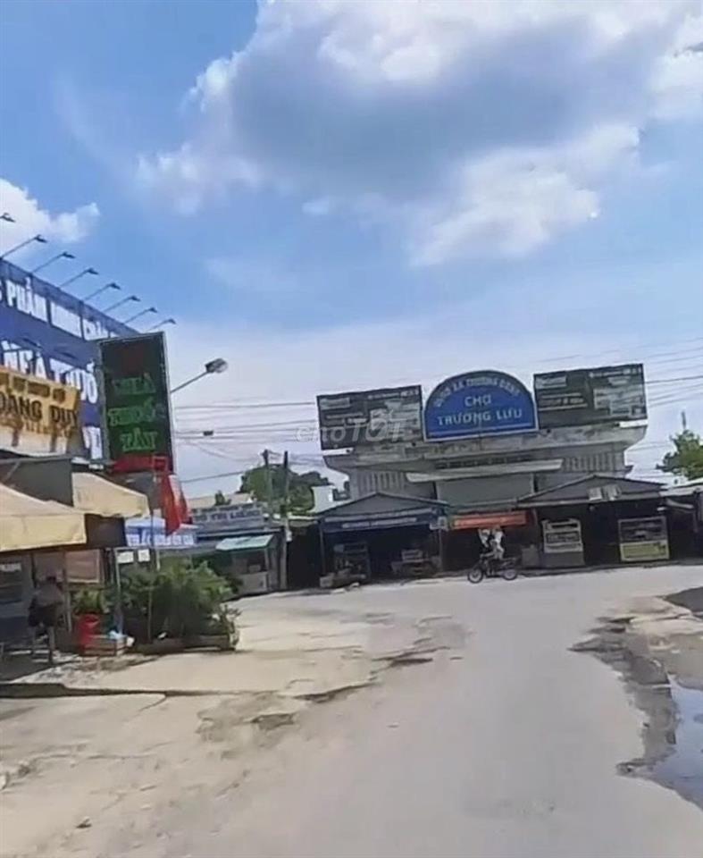 BÁN  NHÀ MẶT TIỀN NGAY CHỢ TRƯỜNG LƯU, PHƯỜNG LONG HOA, TÂY NINH